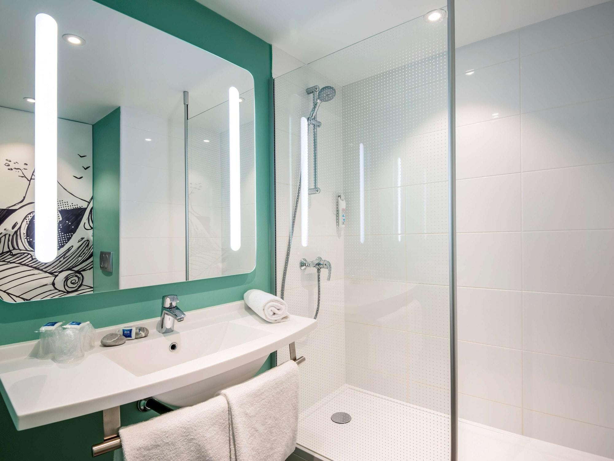 Ibis Budget Californie Lenval 2* Nizza