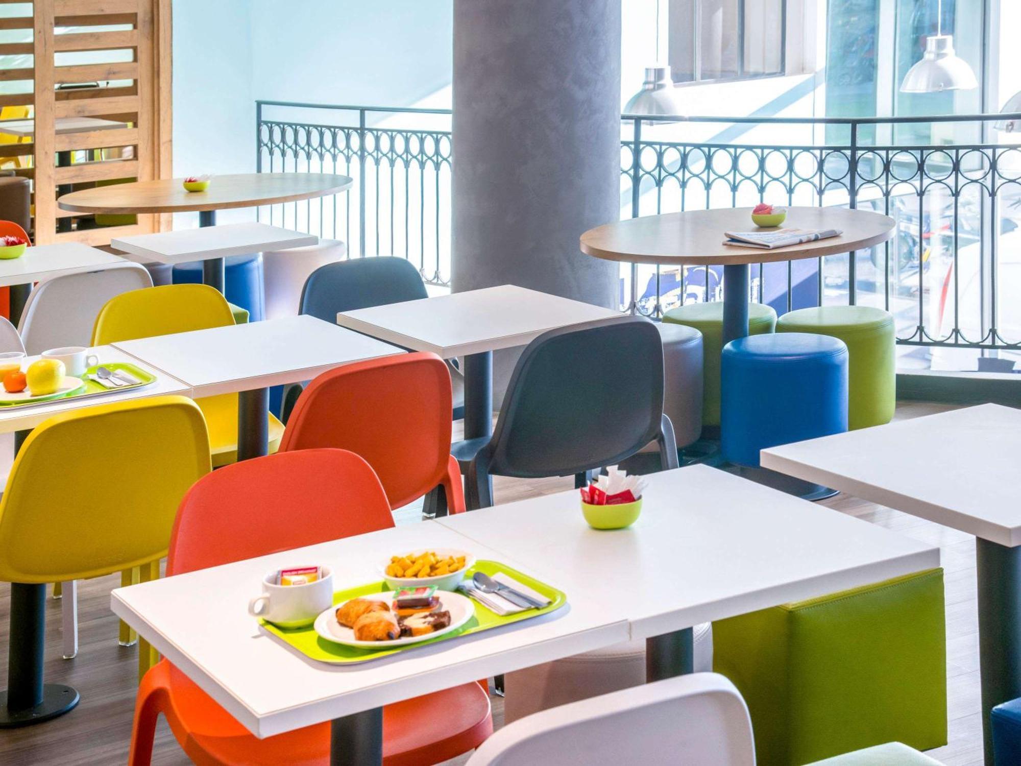Hotel Ibis Budget Californie Lenval 2*